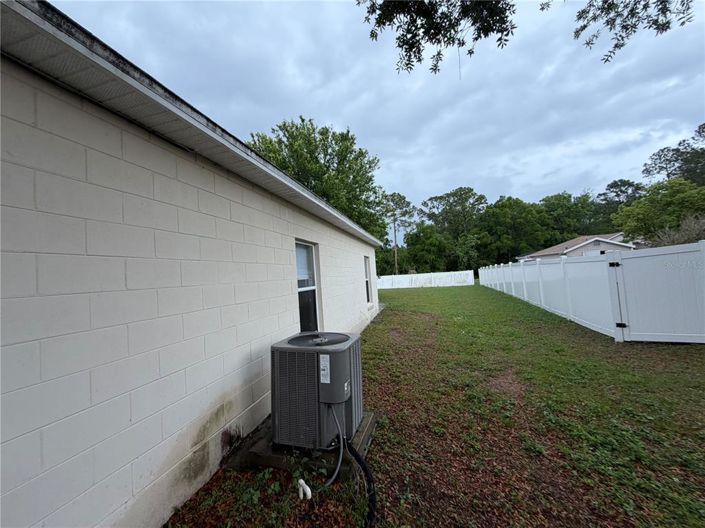 Image No.36-3 Bed House for sale