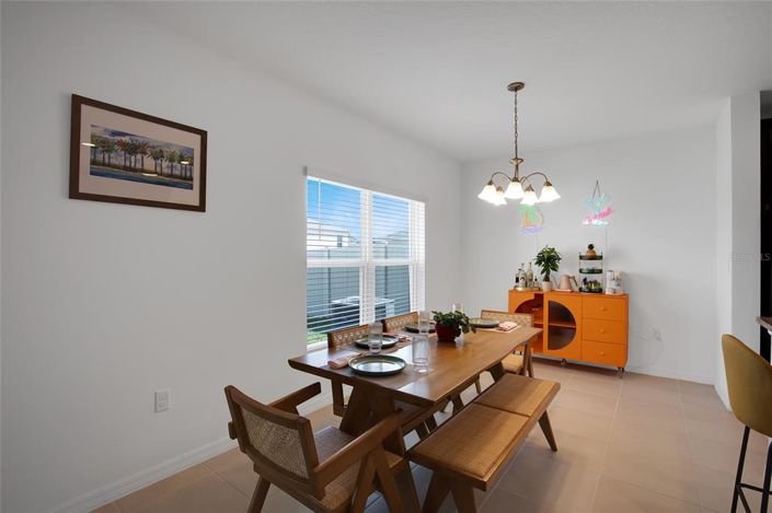 Image No.15-4 Bed House for sale