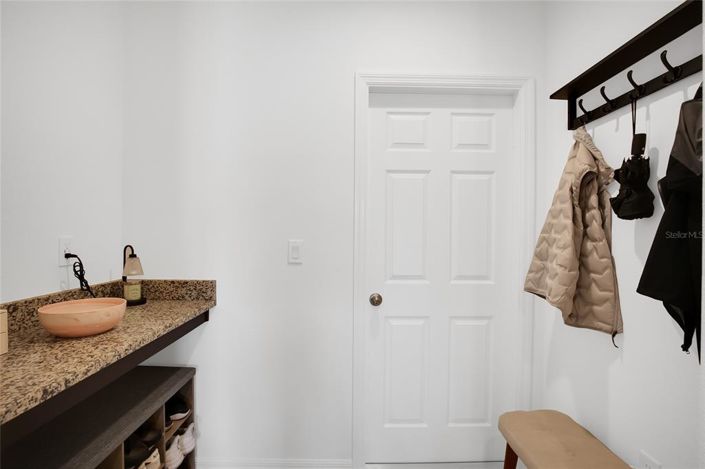 Image No.23-4 Bed House for sale