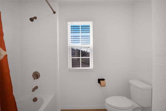 Image No.37-4 Bed House for sale