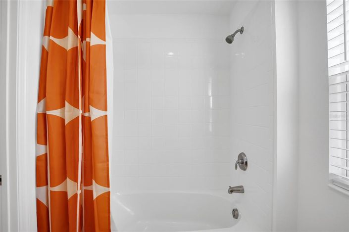 Image No.38-4 Bed House for sale