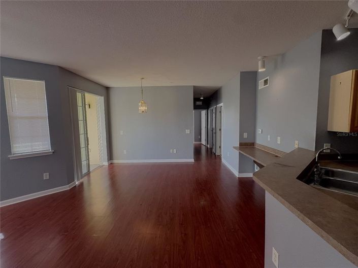 Image No.4-4 Bed Apartment for sale