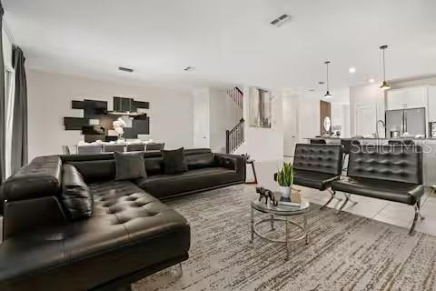 Image No.5-9 Bed House for sale