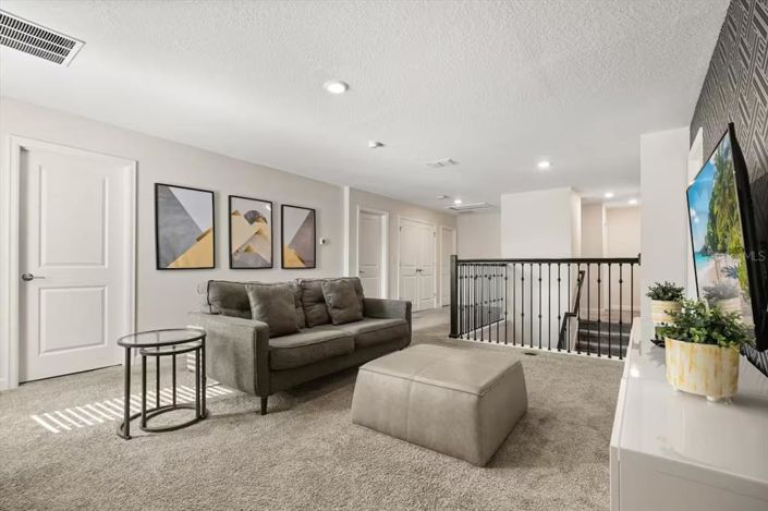 Image No.9-9 Bed House for sale