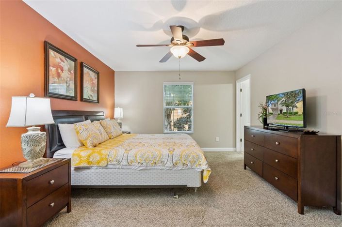 Image No.16-6 Bed House for sale