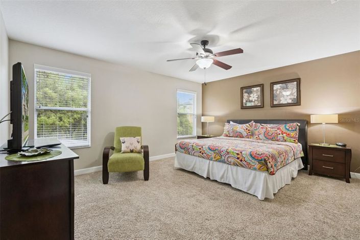 Image No.18-6 Bed House for sale