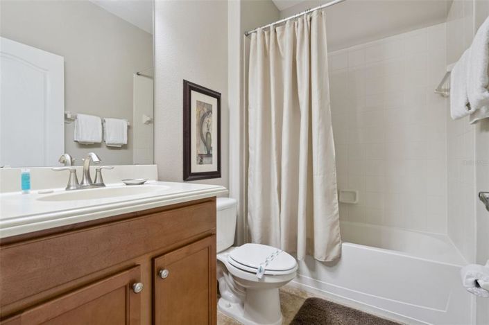 Image No.27-6 Bed House for sale