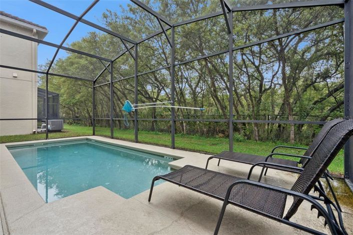 Image No.31-6 Bed House for sale