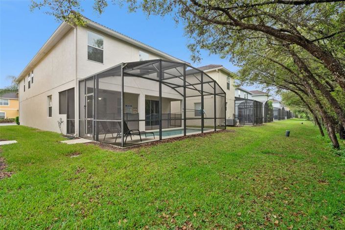 Image No.32-6 Bed House for sale