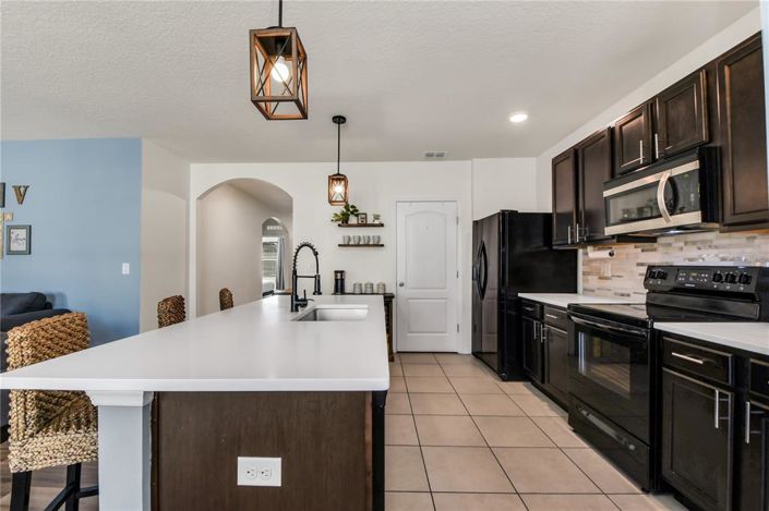 Image No.17-3 Bed House for sale