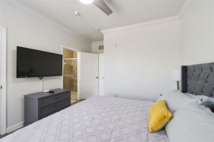 Image No.10-3 Bed Apartment for sale