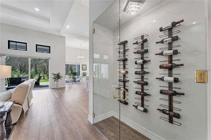 Image No.19-4 Bed House for sale