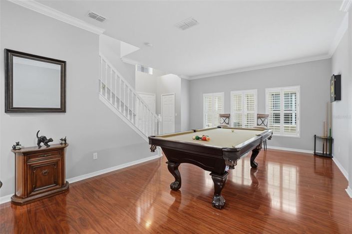 Image No.6-5 Bed House for sale