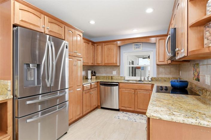 Image No.14-4 Bed House for sale