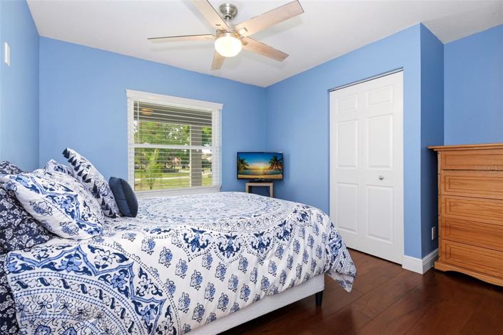 Image No.30-4 Bed House for sale