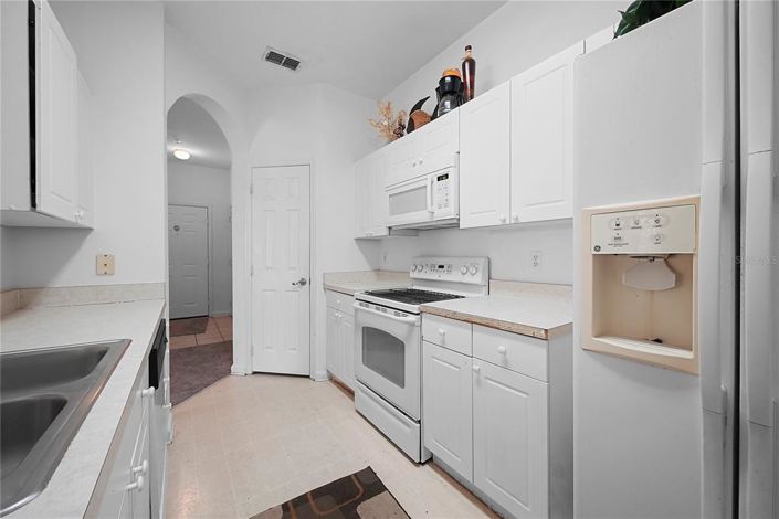 Image No.7-3 Bed Apartment for sale