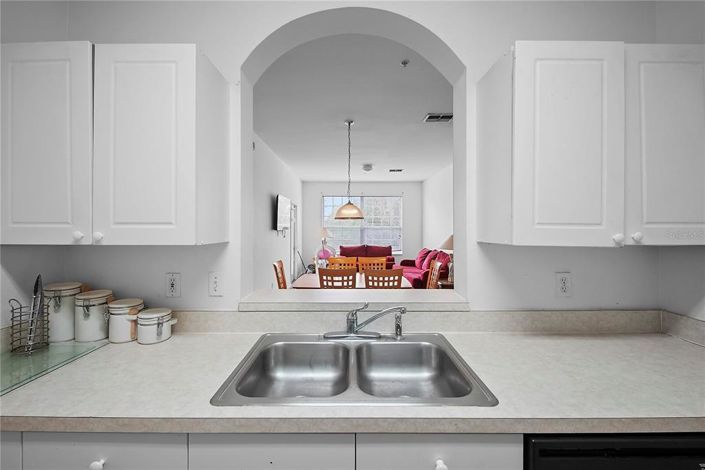 Image No.9-3 Bed Apartment for sale