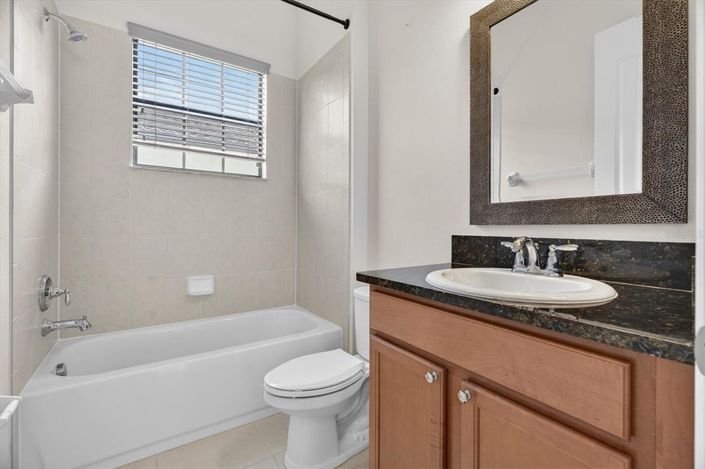 Image No.16-4 Bed House for sale