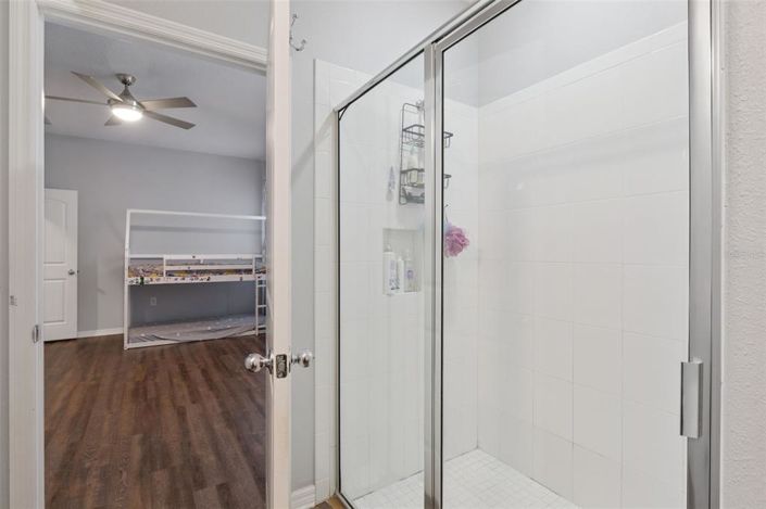 Image No.16-3 Bed House for sale