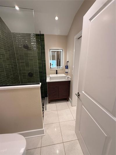 Image No.14-3 Bed House for sale