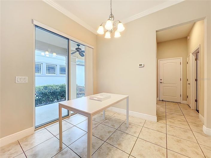 Image No.17-4 Bed House for sale
