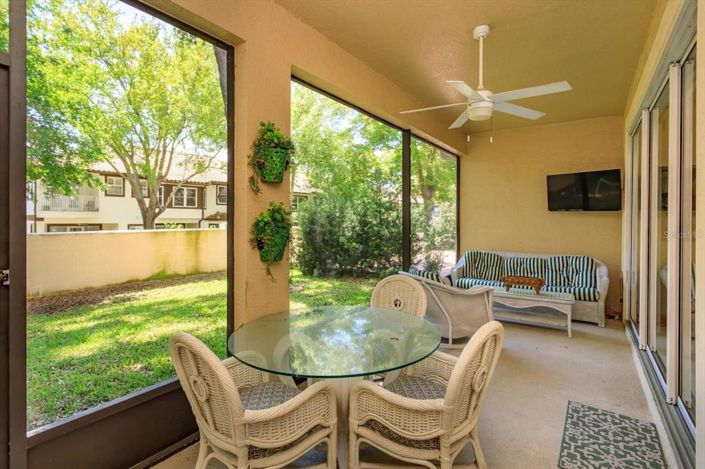 Image No.24-3 Bed Townhouse for sale