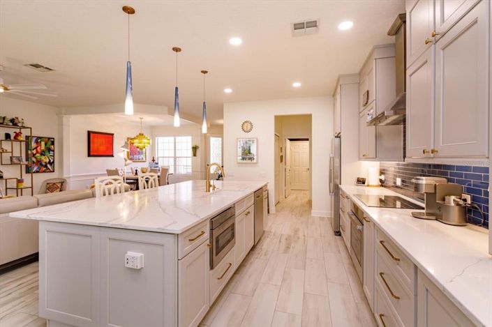 Image No.4-3 Bed Townhouse for sale