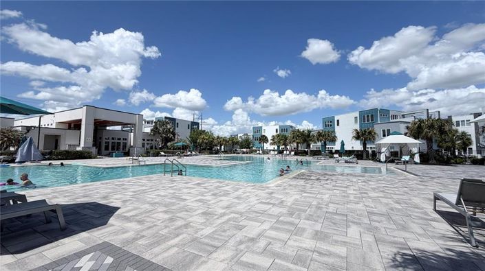 Image No.12-3 Bed Apartment for sale