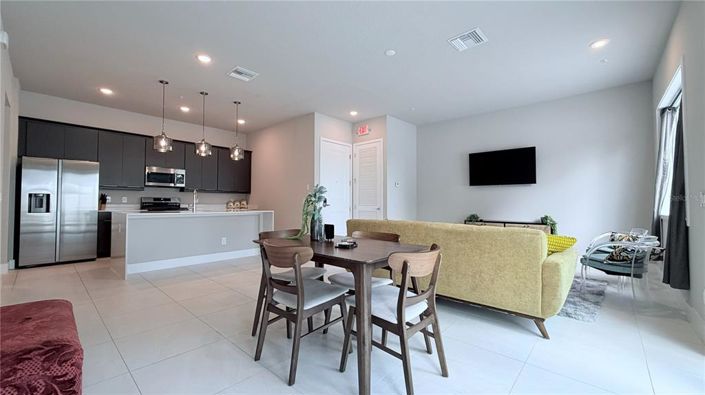 Image No.23-3 Bed Apartment for sale