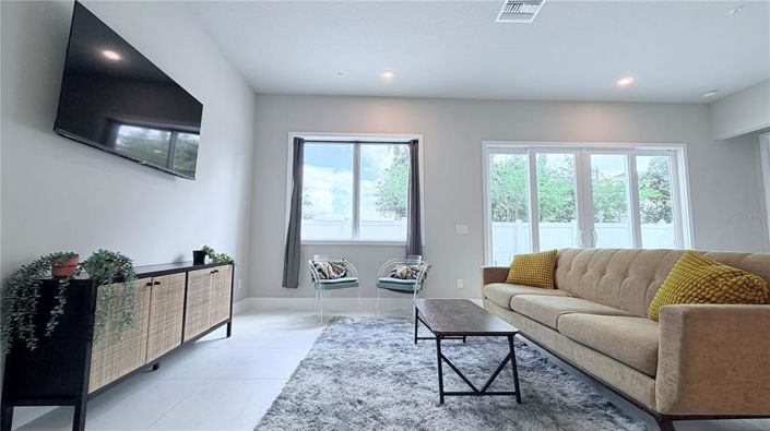 Image No.26-3 Bed Apartment for sale