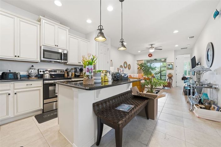 Image No.12-2 Bed Villa for sale