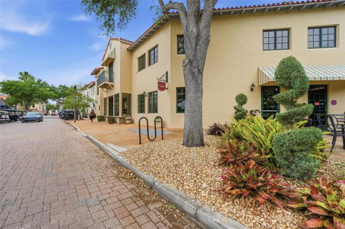 Image No.42-2 Bed Villa for sale