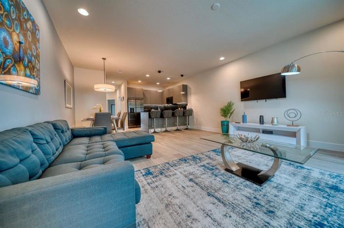 Image No.14-3 Bed Townhouse for sale