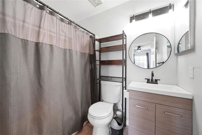 Image No.13-2 Bed House for sale