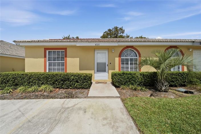 Image No.3-Maison de 2 chambres à vendre à Saint John