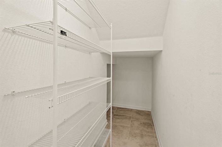 Image No.14-3 Bed Townhouse for sale