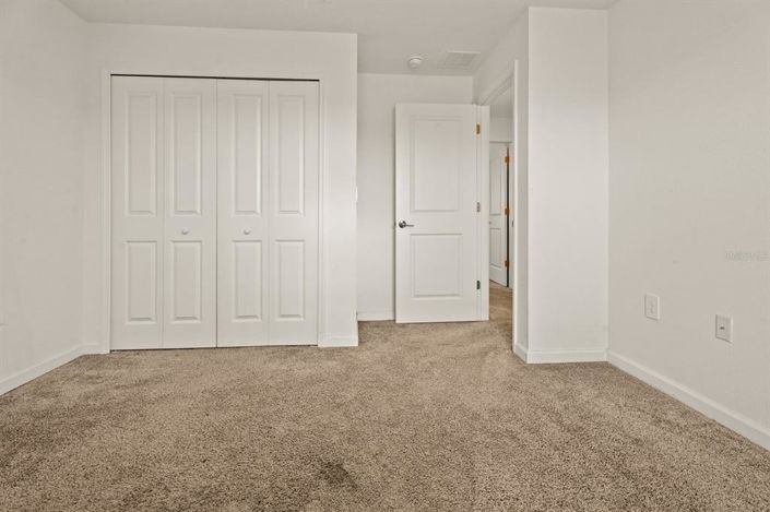 Image No.20-3 Bed Townhouse for sale