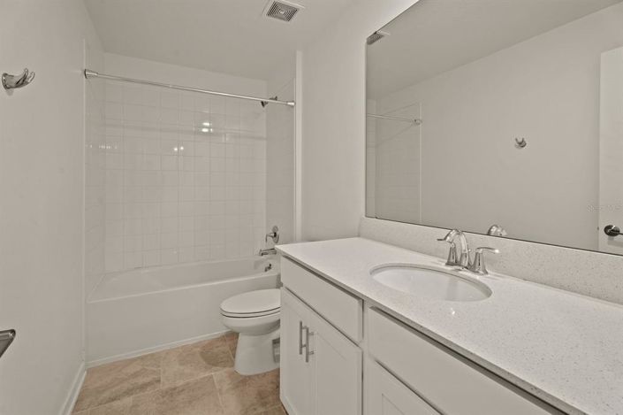 Image No.25-3 Bed Townhouse for sale