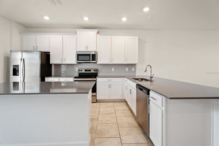 Image No.9-3 Bed Townhouse for sale