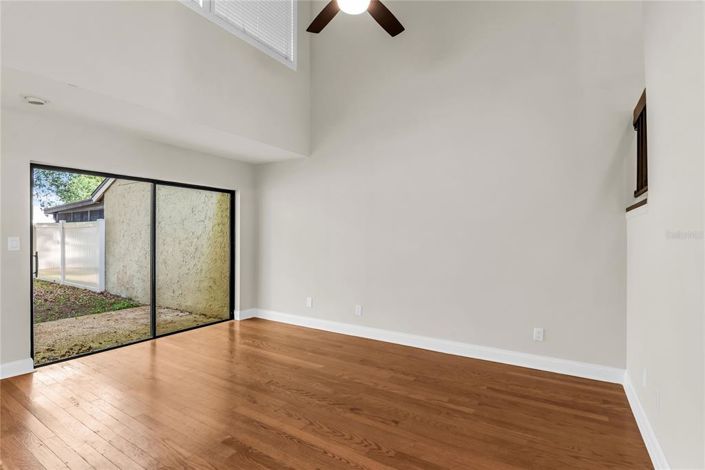 Image No.10-2 Bed Townhouse for sale