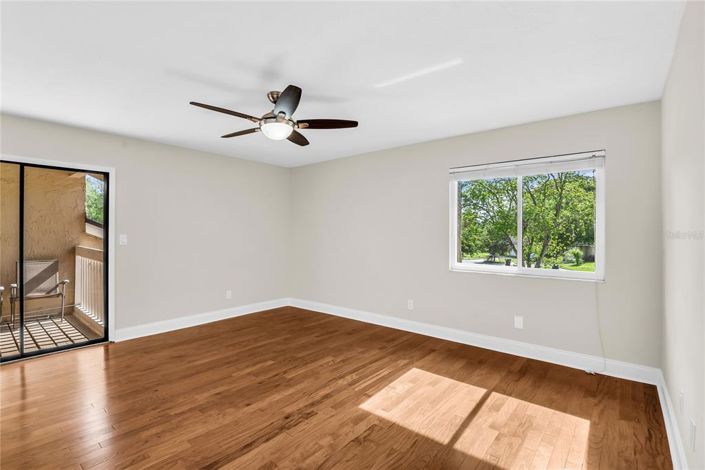 Image No.17-2 Bed Townhouse for sale