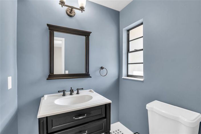 Image No.29-2 Bed Townhouse for sale