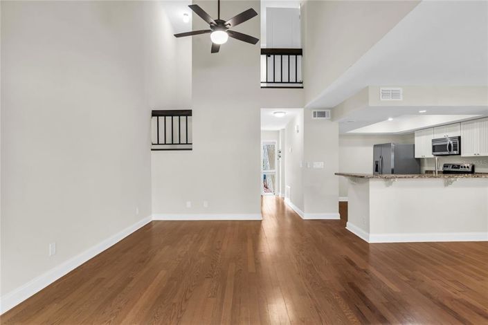 Image No.3-2 Bed Townhouse for sale