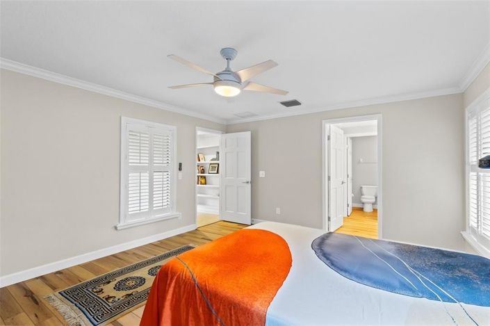 Image No.42-5 Bed House for sale