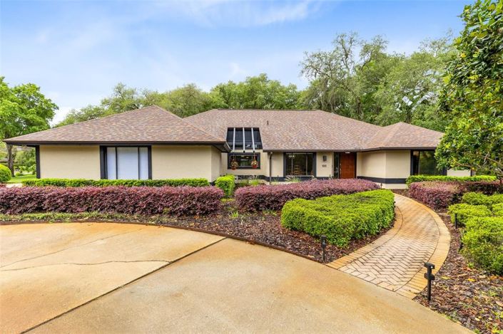 Image No.50-5 Bed House for sale