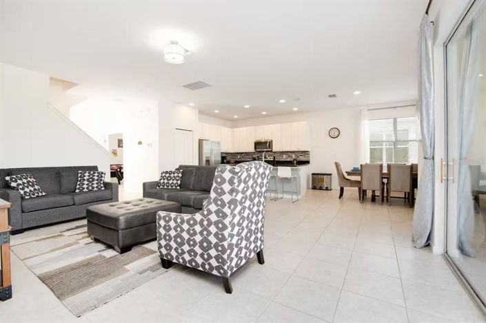 Image No.5-5 Bed House for sale