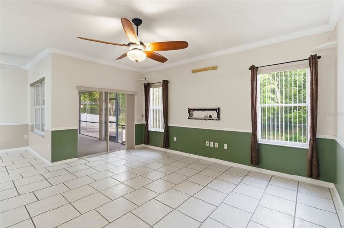 Image No.17-4 Bed House for sale