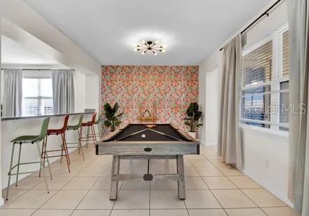 Image No.10-10 Bed House for sale