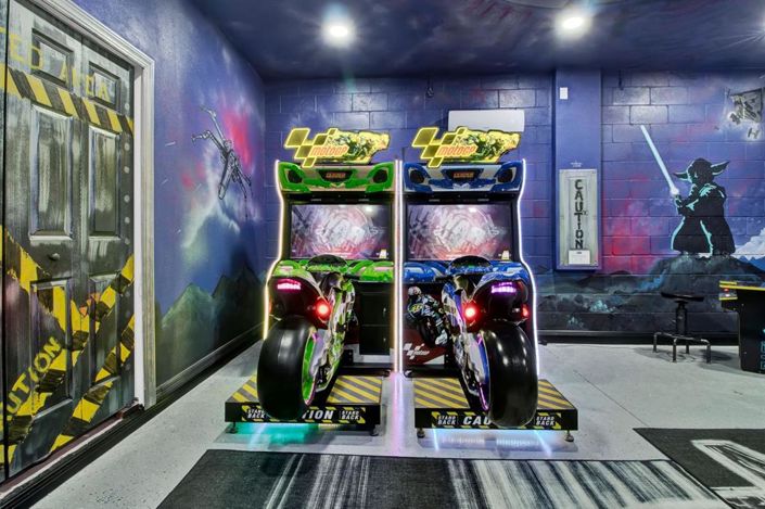 Image No.19-10 Bed House for sale