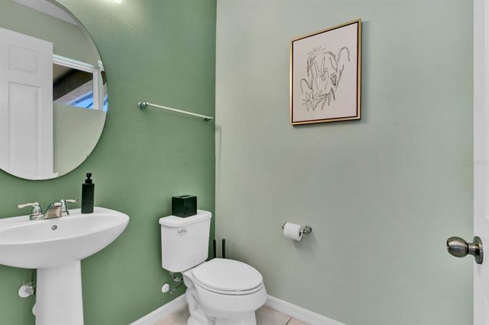 Image No.25-10 Bed House for sale